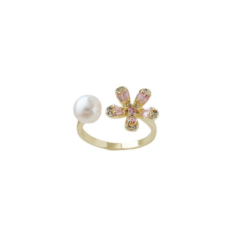 Wind fashion sense pearl ring women's new personalized pearl flower ring jewelry