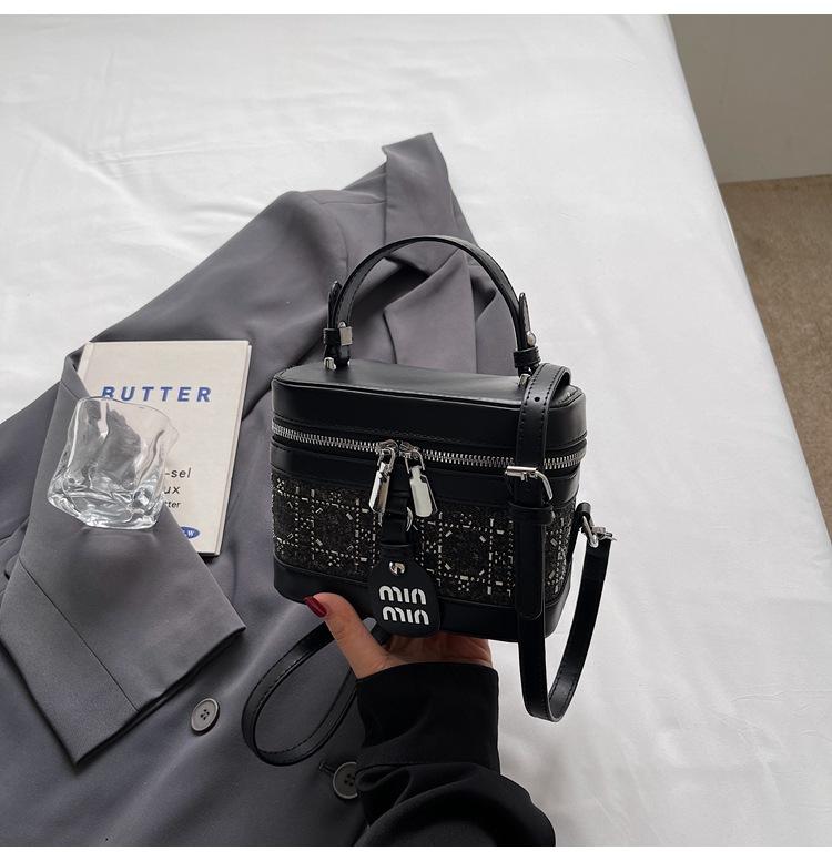 Fashion and popular diamond-encrusted handbag women s 2025 new high-end versatile box bag, foreign style shoulder messenger bag