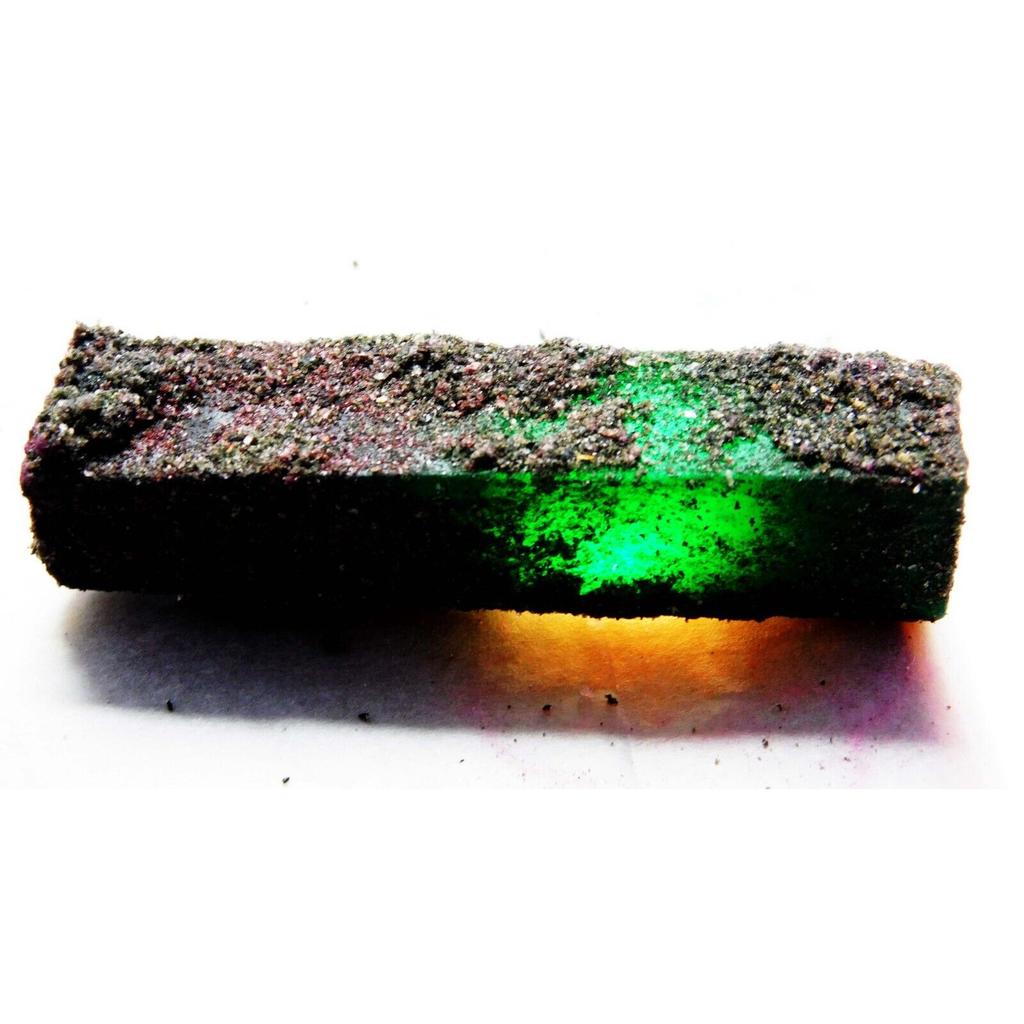 Natural Green Emerald Loose Gemstone 100 ct Uncut Rough for Lapidary and Gem Collections