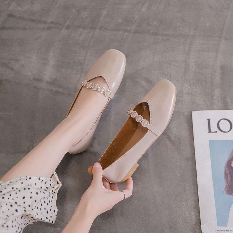2025 New Women's Shoes Spring and Summer Doudou Shoes Fashionable Versatile Medium Heel Single Shoes Women's Flat Mother Work Shoes