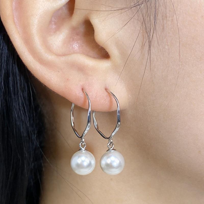 S925 Sterling Silver Pearl Dangle Earrings - Elegant, Lightweight, and Fashionable