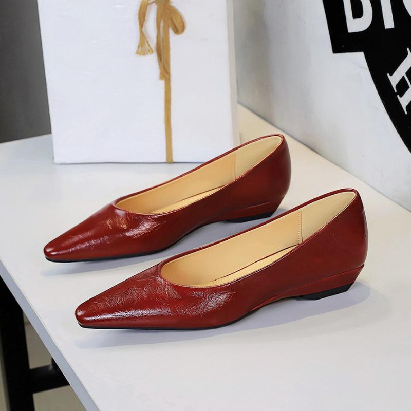 Fashion Comfortable Platform Pumps Women Office Shoes Pointed Toe Low Heel Slip On Versatile Work Casual Style 35