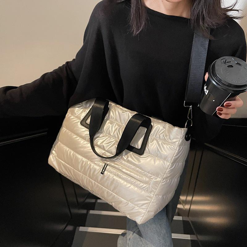 Women's Large Capacity Shiny Tote Bag - Thickened Handbag for Autumn and Winter, Ideal for Commuting and Computer Carrying.