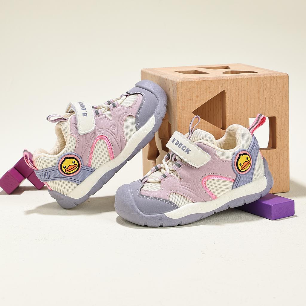 B. DUCK Little Yellow Duck Children's Casual Shoes