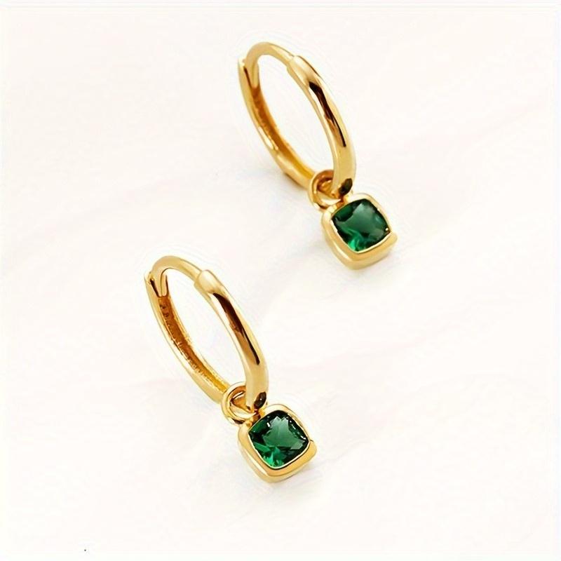 A Pair of Simple and Elegant Retro Geometric Green Square Earrings, Women's Earrings and Earrings, Preferred for Friends' Gatherings