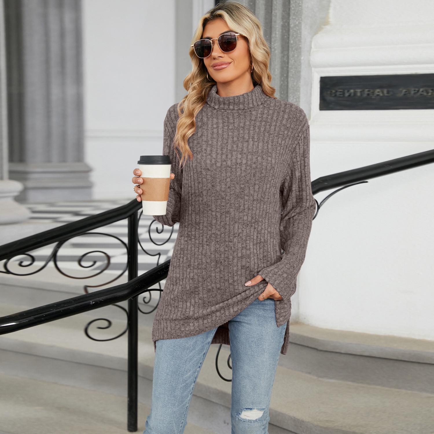 

Женская футболка с высоким воротом, свободного кроя, с длинным рукавом и разрезом, 2024: Коллекция осень/зима Medium розовый/серый