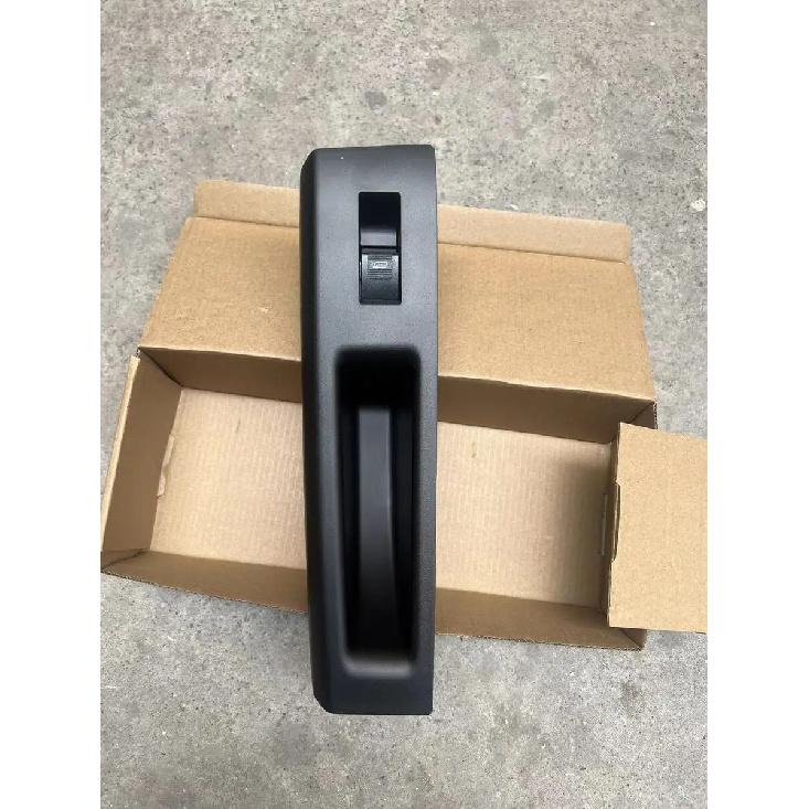 Power Window Switch For FAW V80 T80 passenger side