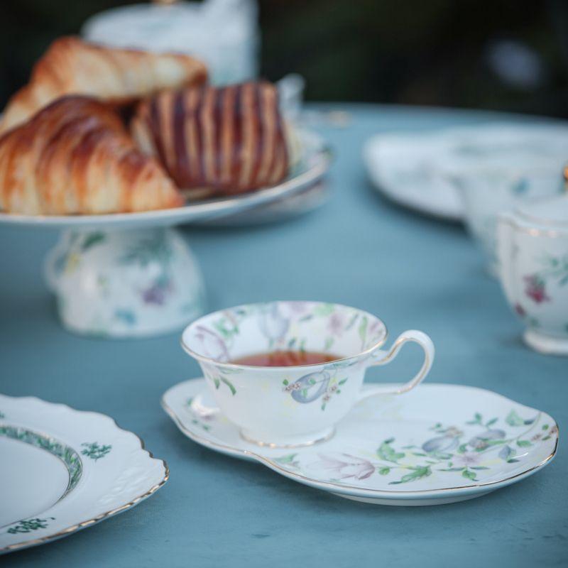 

Fabric Craft Placemat Cotton and Linen Heat Proof Mat Miss Peony Retro Affordable Luxury European, American and French Style Placemat for Western Food Elizabeth Blue(Waterproof velvet placemat) 29*39cm