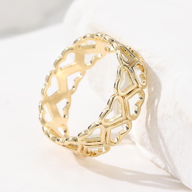Minimalist Hand Carved Heart Hollow Women's Ring Gold Color Metal Geometry Daily Wear Party Jewelry Anniversary Gift