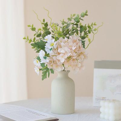 Luxury Artificial Hydrangea Eucalyptus Bouquet Realistic Elegant Hydrangea Flowers Plastic Fake Flower Home Hotel Table Decor
