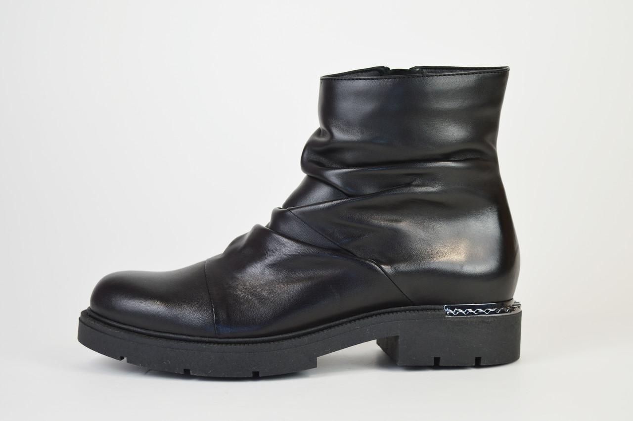 

Черевики Marco тисячу чотиреста тридцять один 36 Чорні 39 чорний