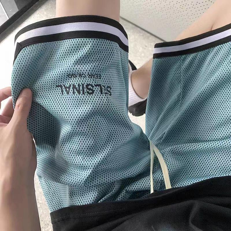 Herren Sommer Kühlendes Gefühl Atmungsaktive Eisseide Shorts Übergröße Locker Amerikanische Mesh Basketballhose Lässige Herren Fünf-Punkte-Hose