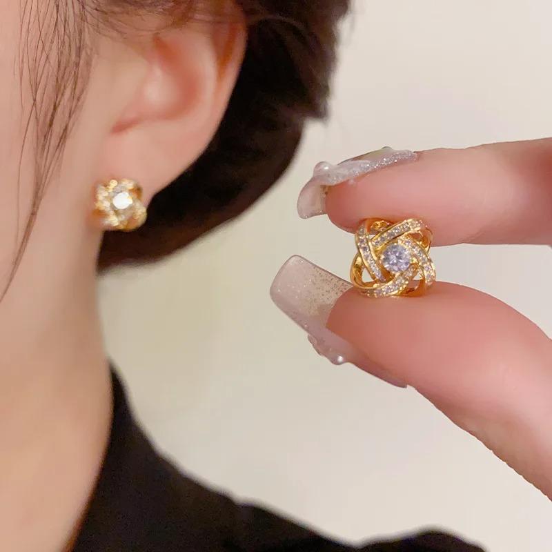 New Exquisite Shiny Zircon Heart Flower Earrings Korean Elegant Square Geometric Crystal Earrings for Women Fashion Zircon Gift
