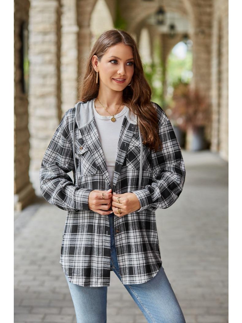 Осенне-зимний женский кардиган с капюшоном — фото 11