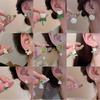 Spring and Summer Light and Fresh Flower-shaped Earrings for Women, Small and Exclusive, with A Sophisticated and Elegant Feel. Ear Ornaments.