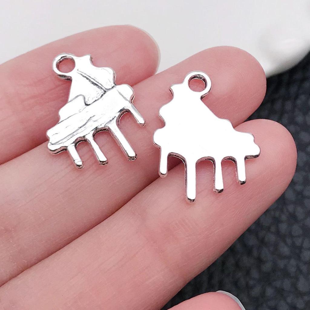 Mixed 30-Piece Musical Instrument Alloy Pendant Set with Guitar, Notes, and Mini Music Jewelry Accessories