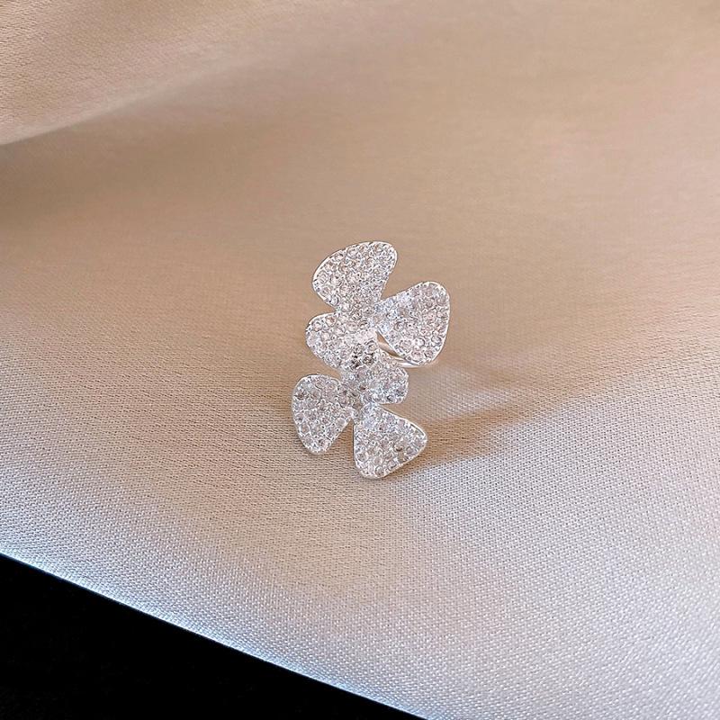 Silbernadel Zirkon Schlangenherz Ohrringe: Elegante, Einzigartige High-End Ohrstecker für Damen