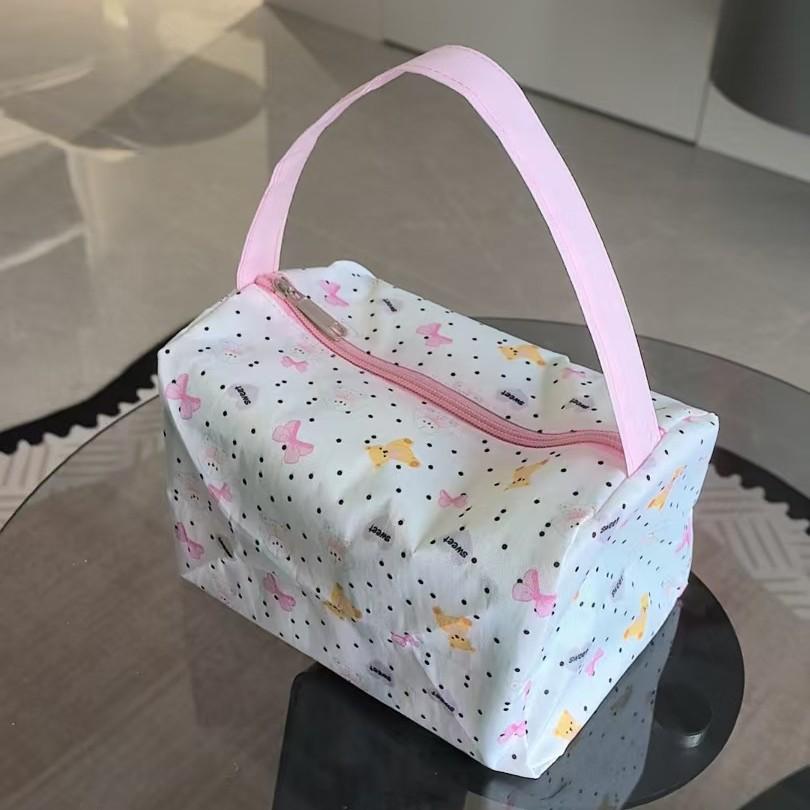 Little Bear Portable Storage Bag - Spring/Autumn, Large Capacity, 3D Handheld Makeup Wash Bag