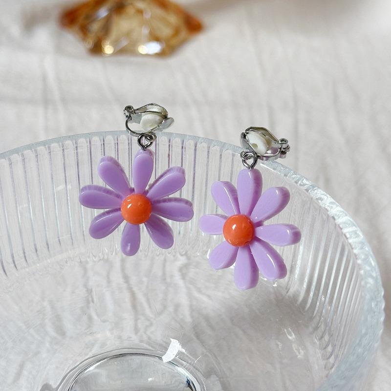 Camellia Temperament No Ear Pierced Ear Clips Pearl Flower Checkerboard Diamond Triangular Ear Clips Niche Earrings Women