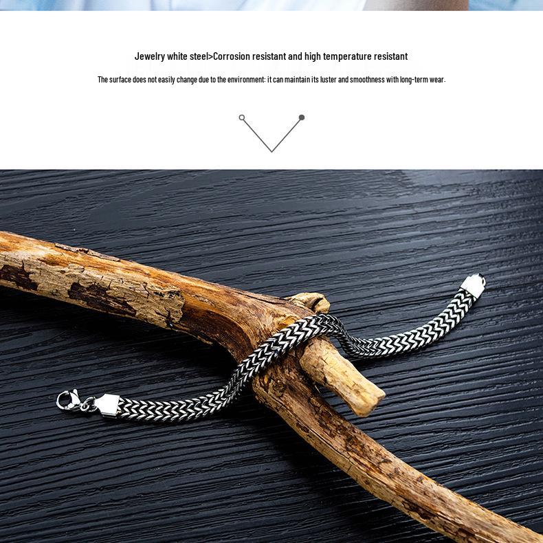 Men's Retro Dragon Bone Titanium Steel Bracelet - European & American Style, Versatile Trendy Student Accessory