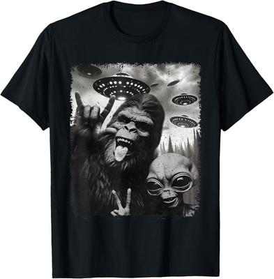 Funny Bigfoot and Alien Sasquatch Rock On Hand Sign UFO Selfie  Unisex T-Shirt