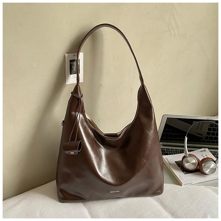 Large Capacity Casual Autumn New Texture Trend Fashion Simple Casual Shoulder Tote Bag Women