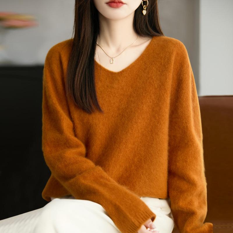 Women's V-Neck Pure Wool Knit Sweater - Loose, Slimming Autumn/Winter Fashion