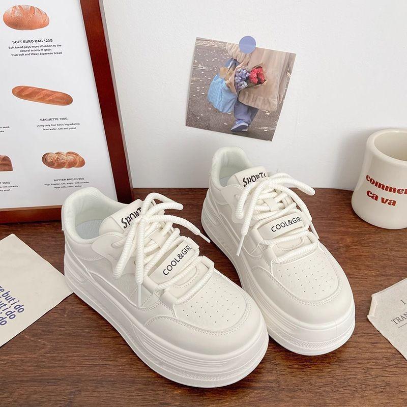 Height-increasing platform white shoes women's new niche casual bread shoes versatile fashion student board shoes