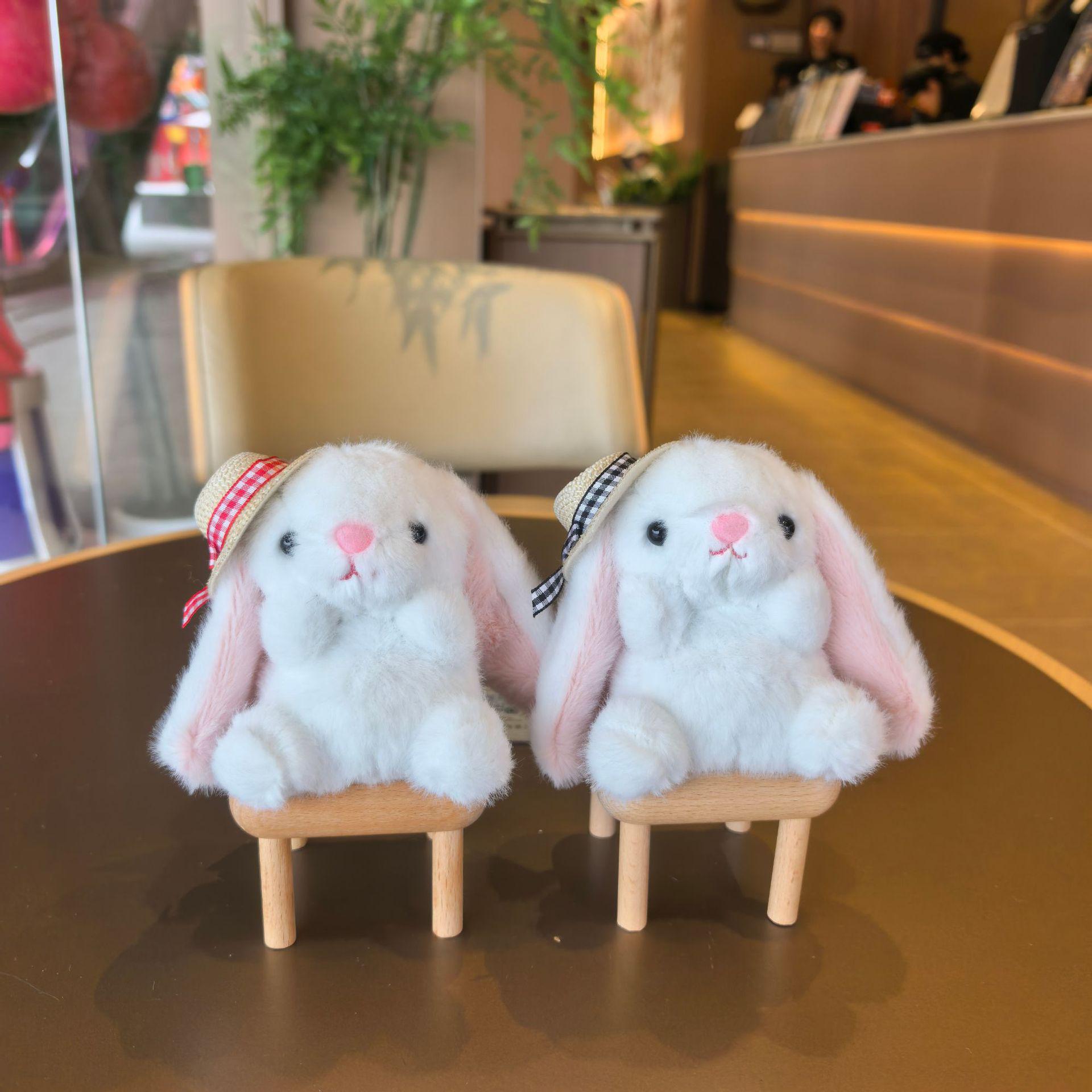 Lop-Eared Rabbit Plush Toy with Straw Hat - Children s Desk Companion & Keychain 12cm
