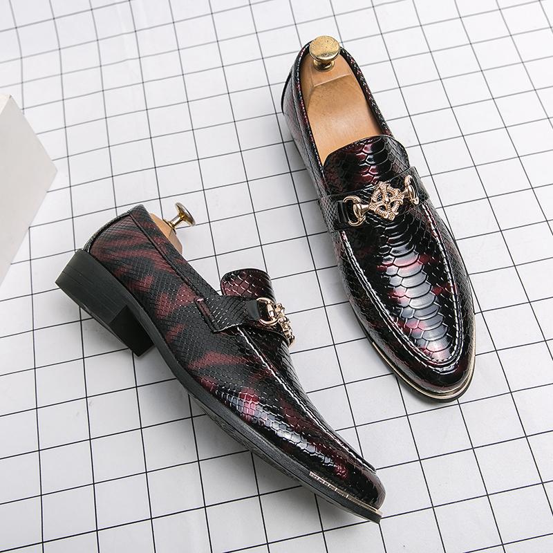 Brytyjski Styl Szpiczaste Mokasyny Luksusowe Buty Bankietowe Męskie Buty z Naturalnej Skóry Miękkie Podeszwy Wygodne Męskie Buty Płaskie