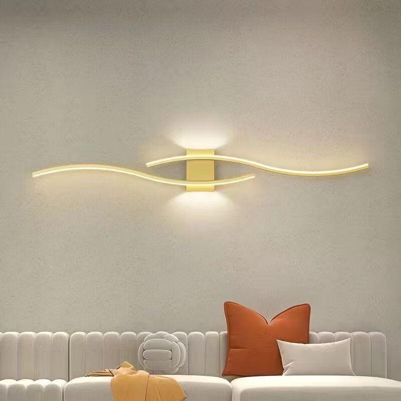 Minimalist LED Strip Wall Lamp