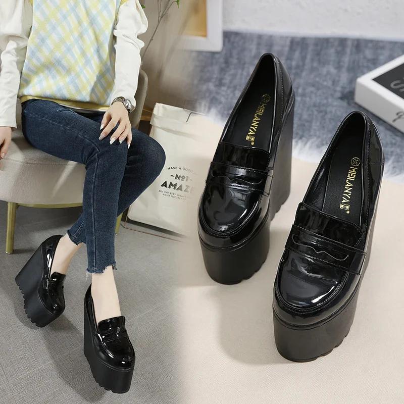 Fashion 2025 New wedge with thick bottom round single shoes female inside increased 16 cm suede high heels simple elegant women's shoes