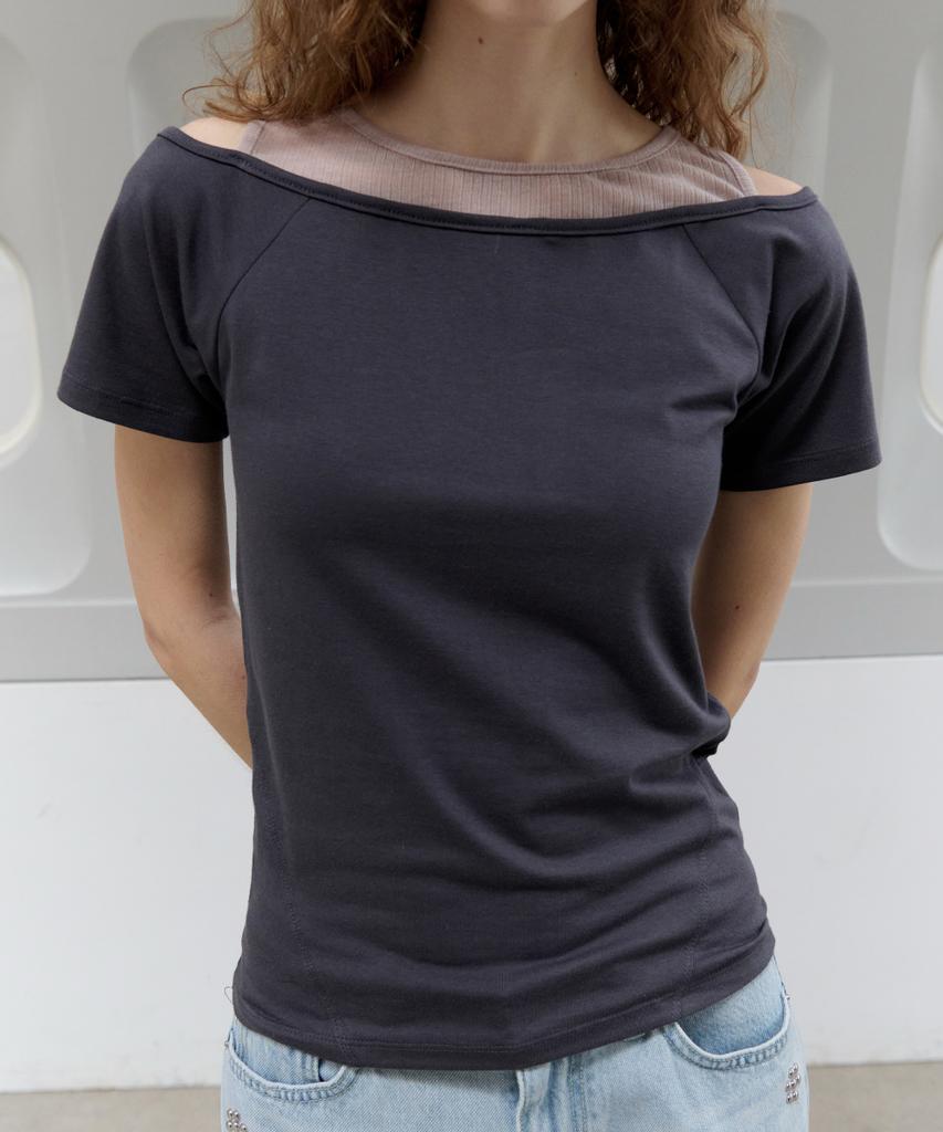 Toabe Double Layered Boat Neck T-Shirt (Charcoal)