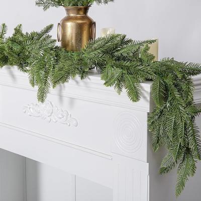 Künstliche Simulations-Grünpflanzen, Flache Kiefern- und Rattanstreifen, Weihnachten und Halloween Schaufenster, Outdoor-Hochzeitsdekorationen
