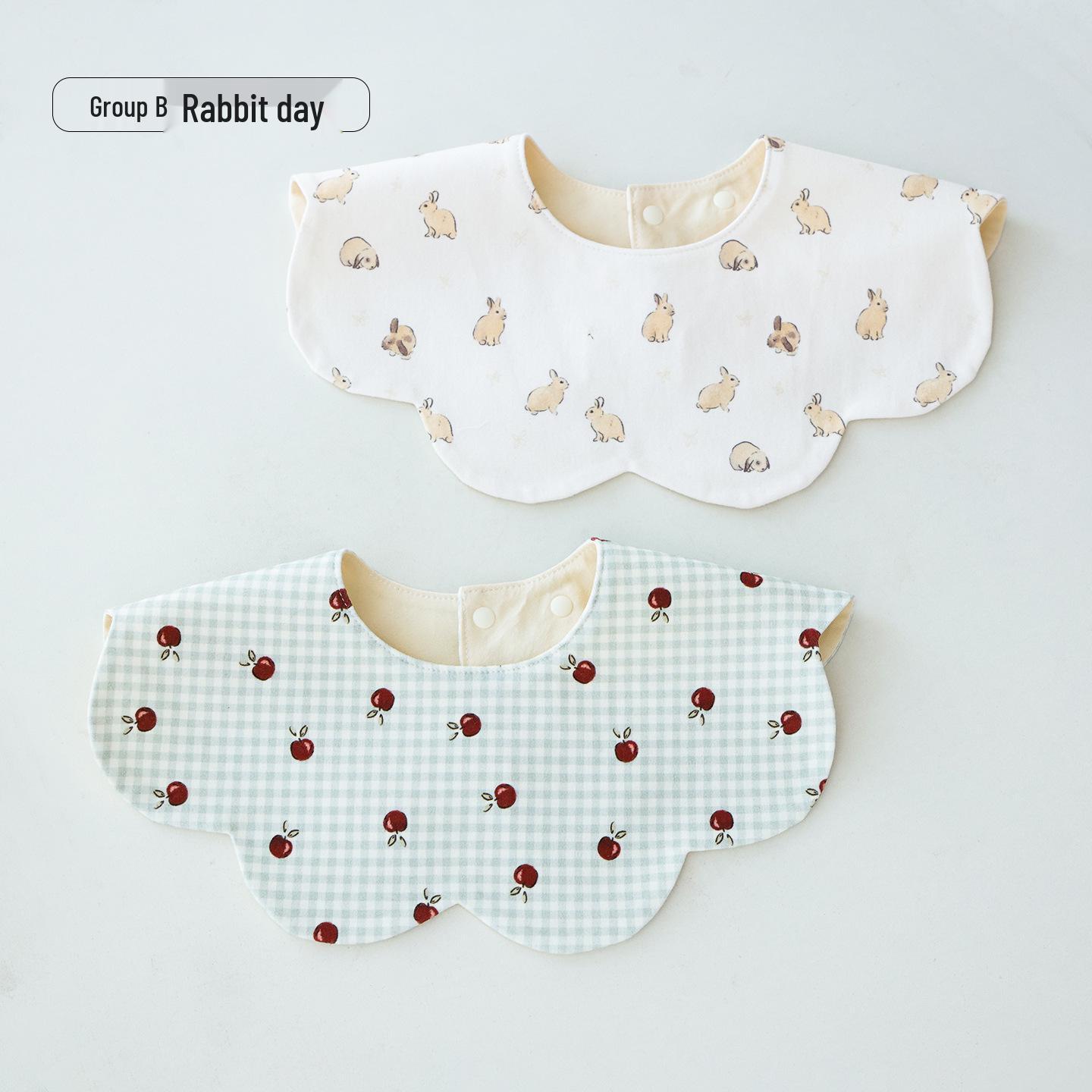 He er Te A-Class 360° Waterproof Baby Bib - Petal Design
