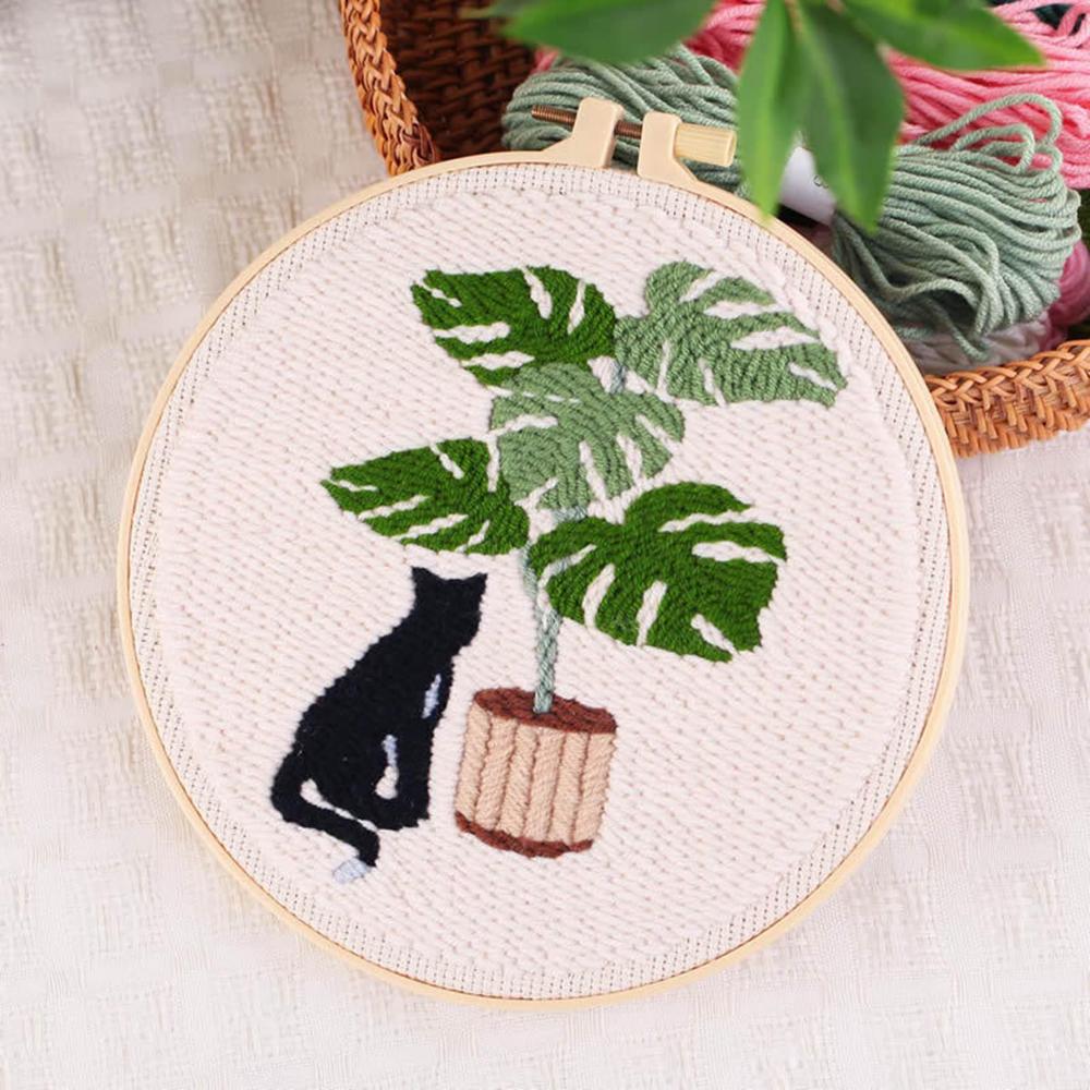 Cartoon Cat & Green Plant - Embroidery Starter Kits with Embroidery Hoops, Punch Needle Fabric with Pattern, Punch Needle Kit for Craft Lovers