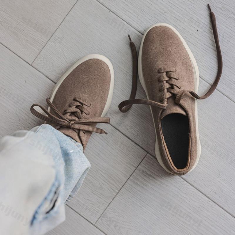Fashion Concise Niche Design Low Top Thick Soled Shoes Men's 2025 Autumn New Fashion Trend Comfortable Versatile Lace Up Chunky sneakers