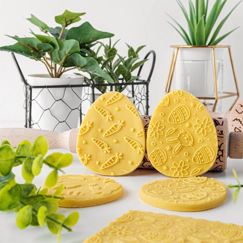 Easter Pattern Rolling Pin Rabbits Carrot Engraved Solid Wood Embossed Cookie Rolling Pin Pastry Dough Flour Roller