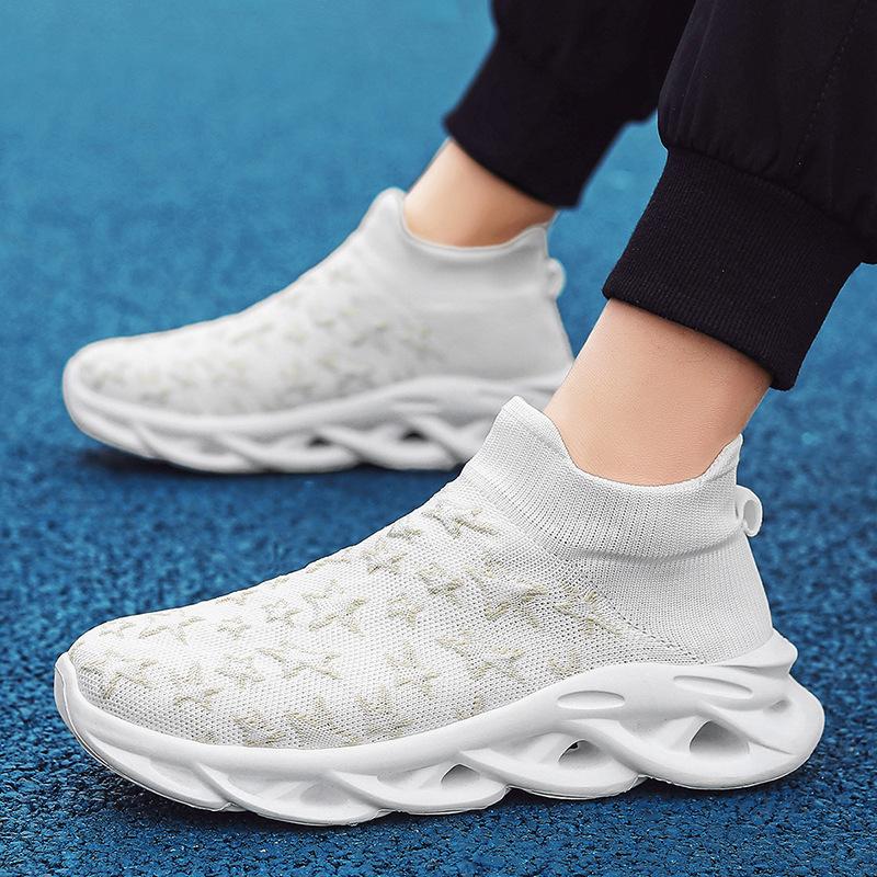 Large Size Men'S And Women'S Outdoor Lazy One-Pedal Socks Shoes Fly-Woven Casual Shoes Trendy Sports Shoes