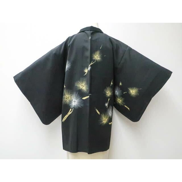 Recycled kimono, Recycled kimono, Black haori, Sewn crest, Picture feather pattern, Pine pattern, Haori with strings, Length approx. 81cm,