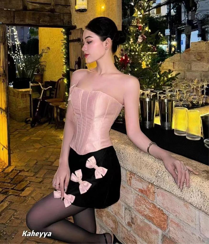 Pink Summer Spicy Girl Bandeau Top & Skirt Set - Chic, Versatile Women's Clothing Trend