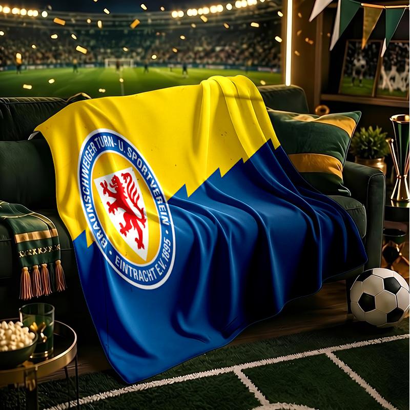 Braunschweig Fc Crest Design Throws Blanket Flannel Blankets Plush for Couch Bed Gifts for Men Women Travel Picnic Blanket Christmas Fan Gifts