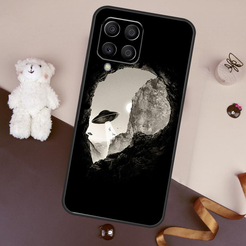 Aesthetic Alien Case For Samsung Galaxy M06 M53 M13 M31 M11 M35 M55 M15 M56 M36 M16 M12 M32 M52 M14 M34 M54