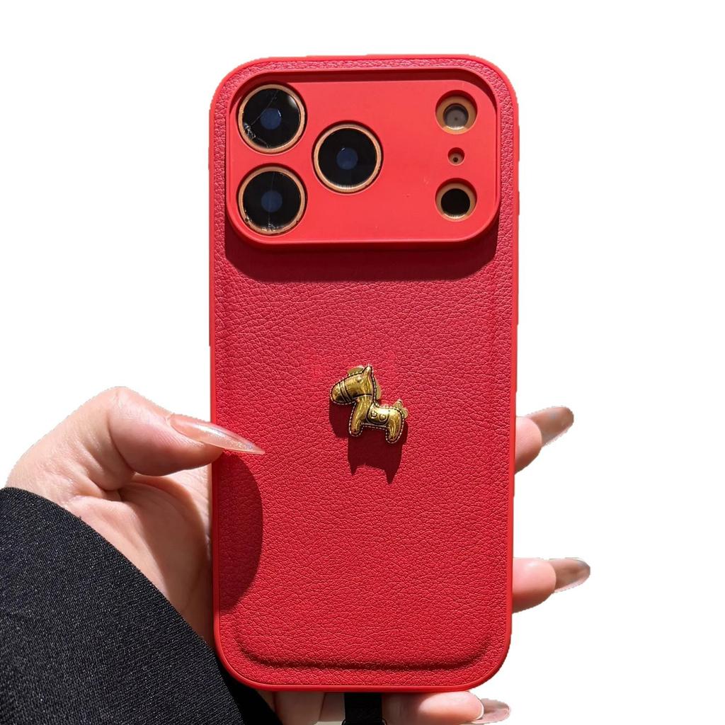 ins fashionable gold pony bracelet is suitable for Apple 11/11Pro mobile phone case IP11 lychee pattern 11/11 all-inclusive.