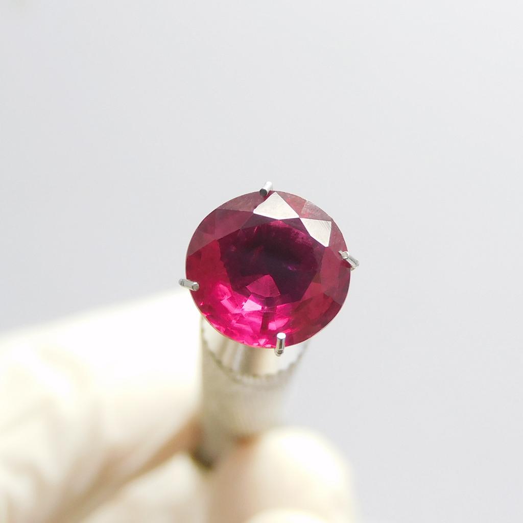 Natural Red Ruby Loose Gemstone 2.75 Ct Round Cut for Ring for Jewelry Making and Gem Collections