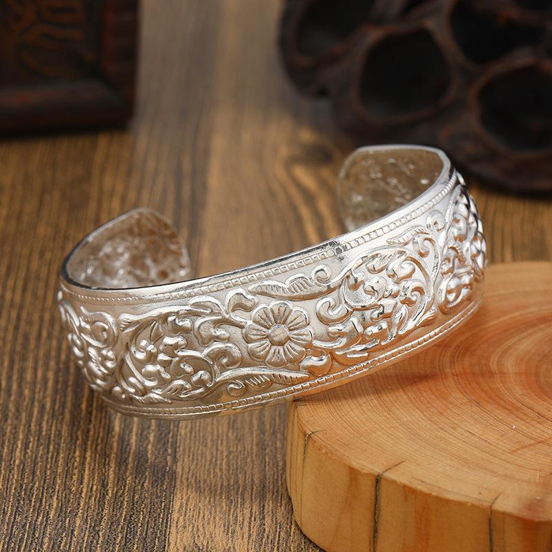 Bohemian Ethnic Style Retro Silver Wide Bracelet For Women Carved Flower Opening Fashionable Bracelet Boho Vintage Jewelry