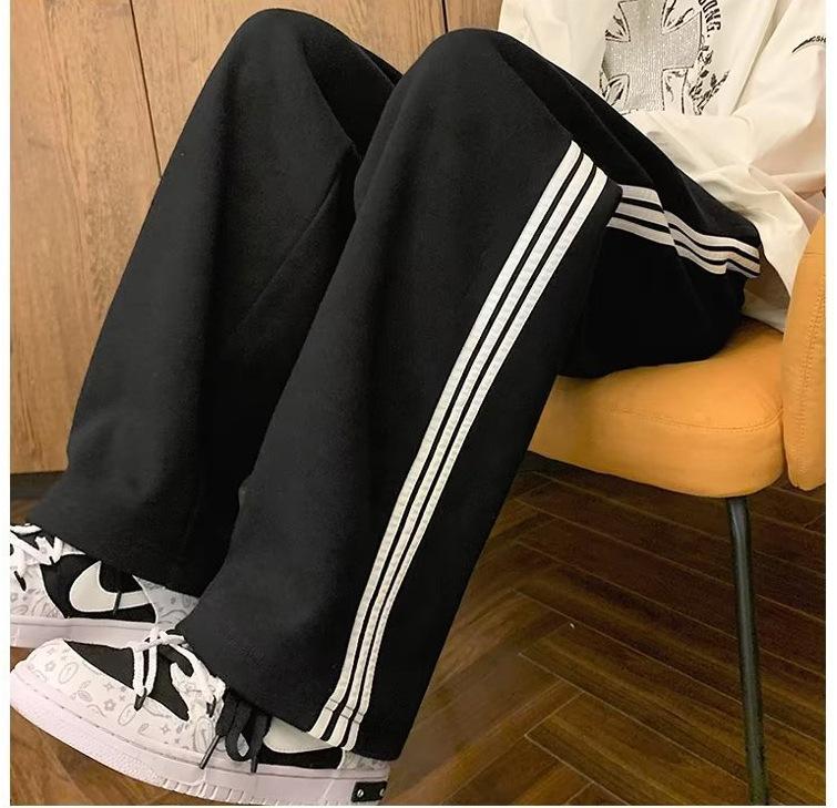 Men's Striped Nine-Point Sweatpants - Casual Korean Style for Spring & Autumn