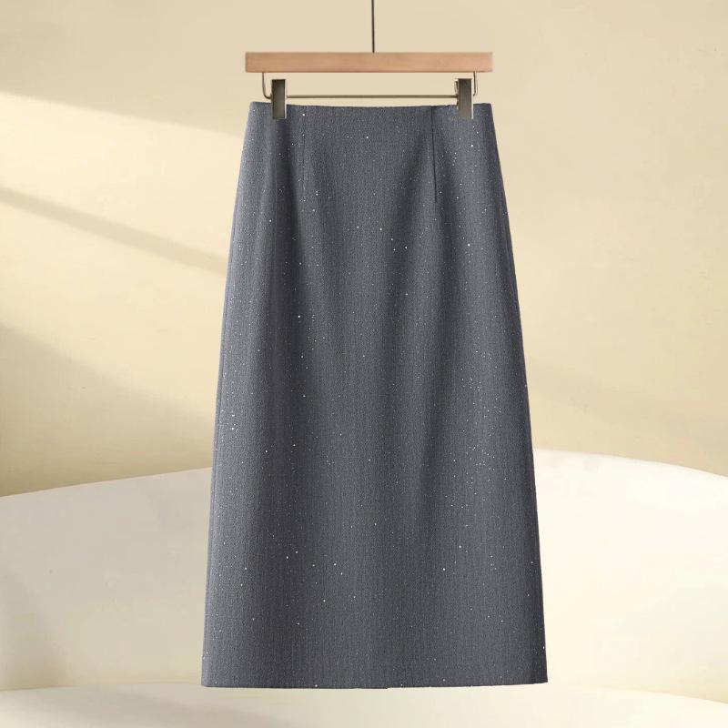 

Elegant A-line Sequined Skirt: Women s 2025 Autumn/Winter High-Waisted Versatile Mid-Length Design S / 26 [88-100 jin]