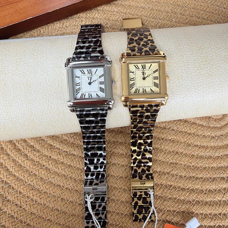 Neue Trendige Und Modische Uhr Mit Stahlarmband Leopardenmuster Netzarmband Und Quadratischem Zifferblatt Eine Hochwertige Damenuhr