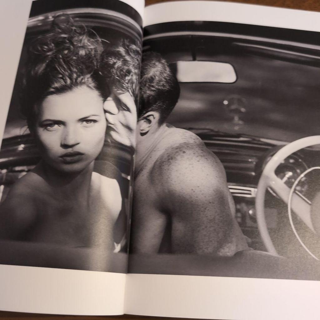 [USED] GIRLS GIRLS GIRLS Art Book